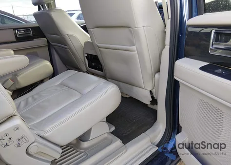 2016 Lincoln Navigator L Select z USA, uszkodzony, nr VIN 5LMJJ3JT9GEL09631